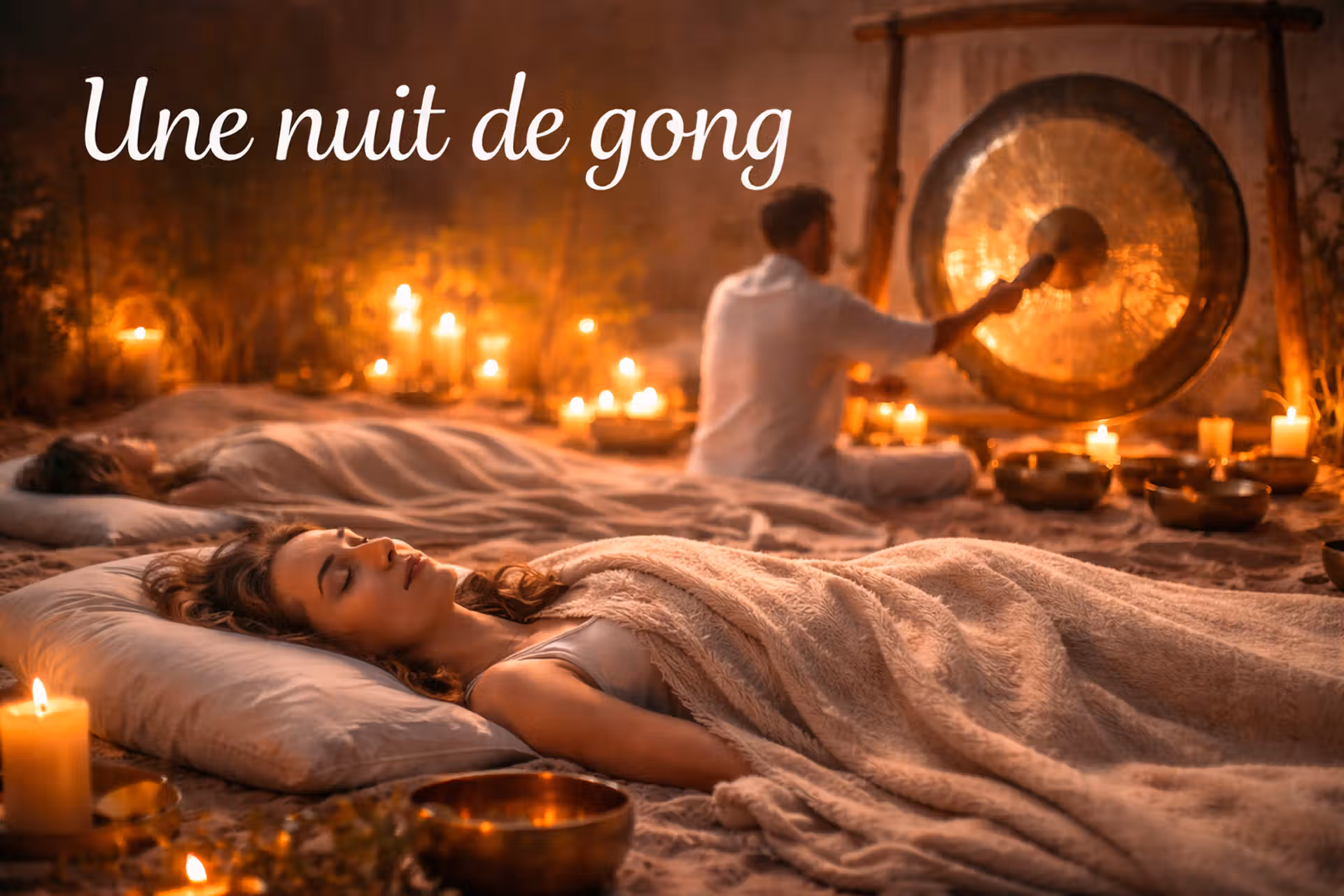 Fille allongée dormant aux sons des gongs